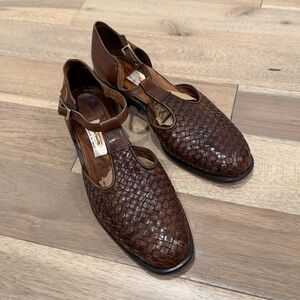 Talbots Brown Woven Leather sandals small heel